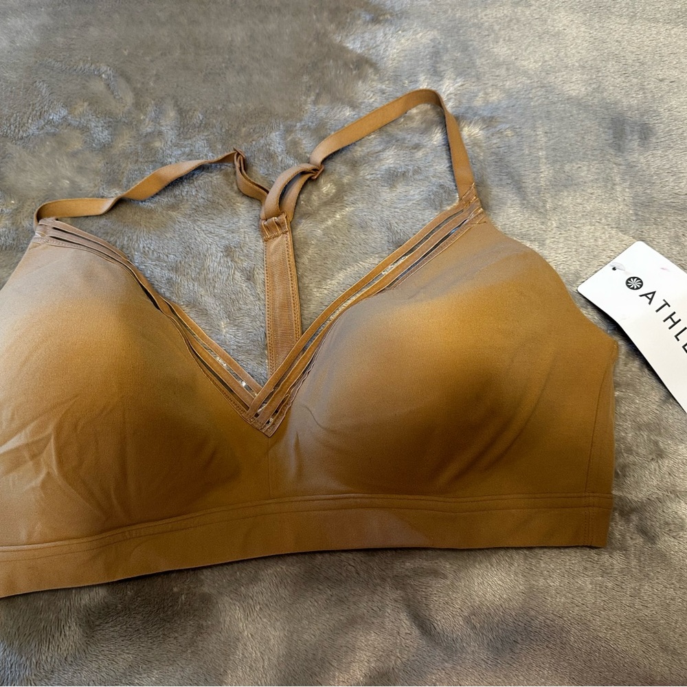 Athleta D-DD Sports Bra